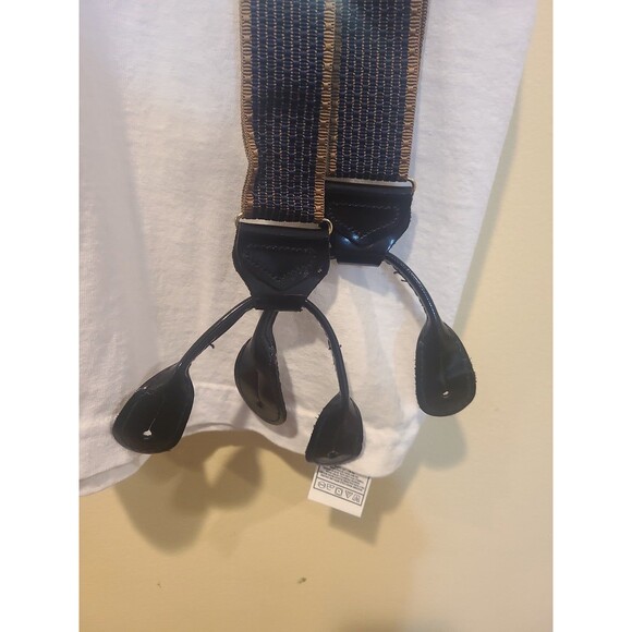 Two Pairs of Unbranded Suspenders - Picture 5 of 8